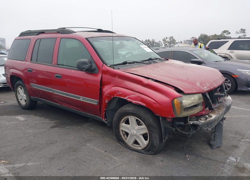 2002 CHEVROLET TRAILBLAZER EXT LT VIN: 1GNES16S826126676