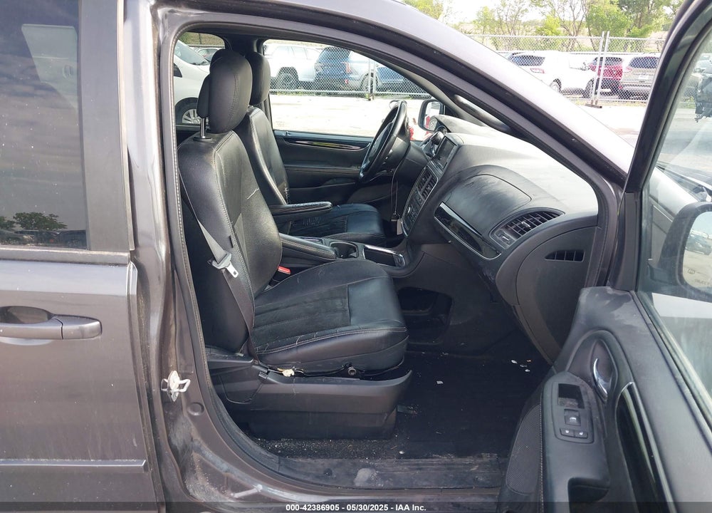 2016 DODGE GRAND CARAVAN SXT VIN: 2C4RDGCG0GR335546