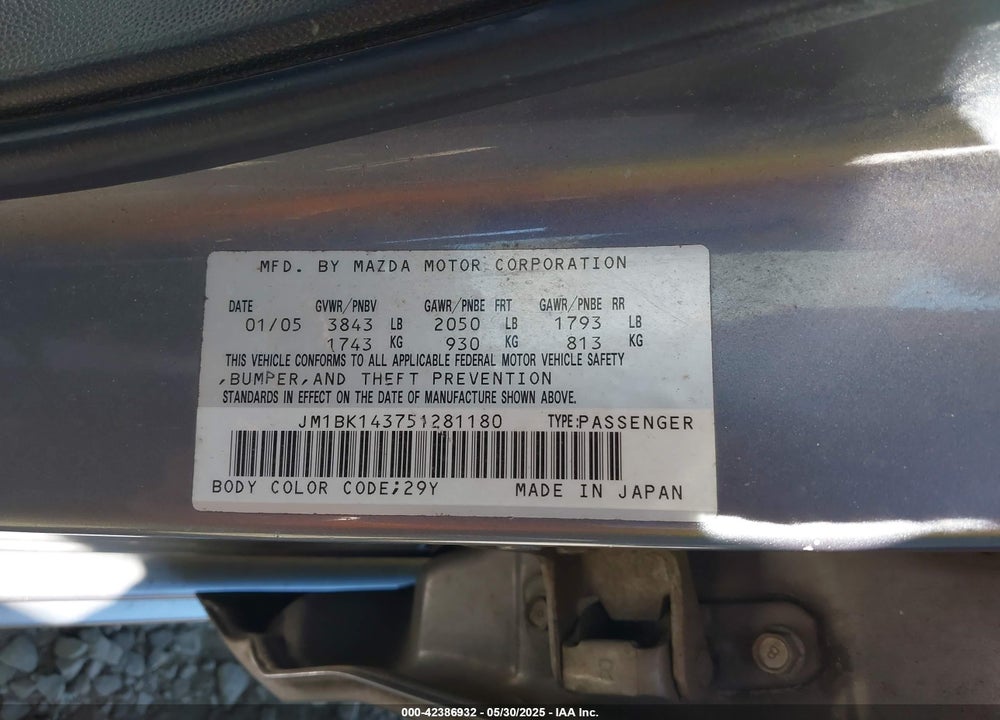 2005 MAZDA MAZDA3 VIN: JM1BK143751281180