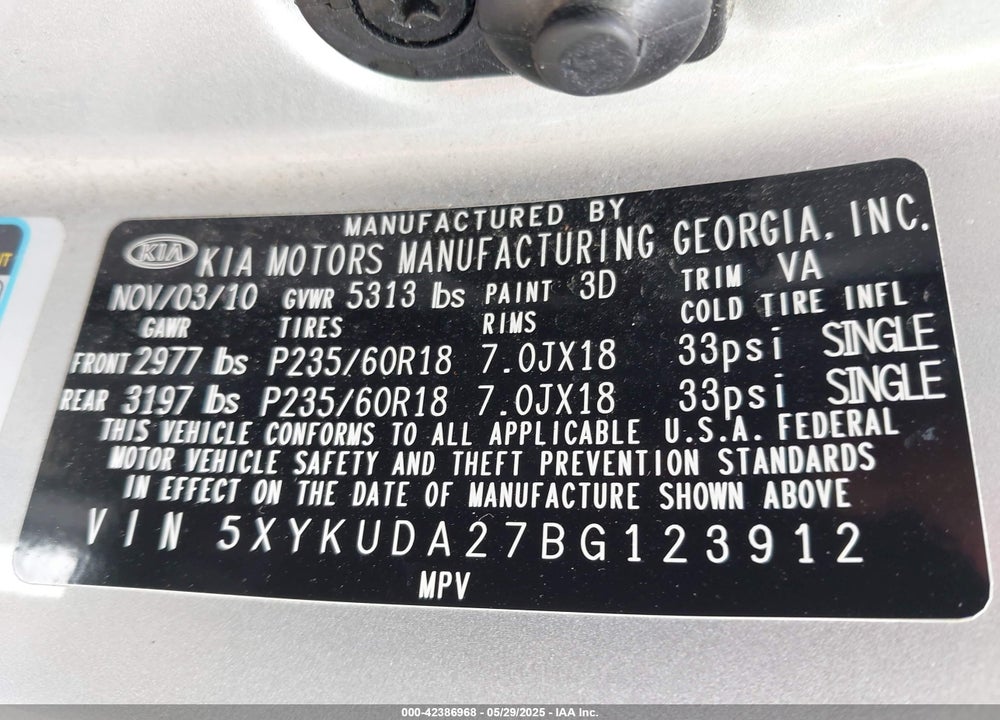 2011 KIA SORENTO EX V6 VIN: 5XYKUDA27BG123912