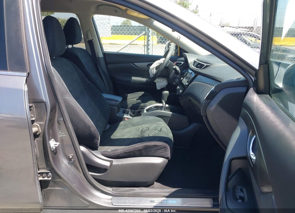2015 NISSAN ROGUE VIN: 5N1AT2MK5FC898360