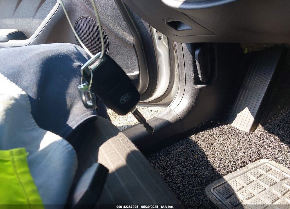 2014 KIA FORTE LX VIN: KNAFX4A67E5148900