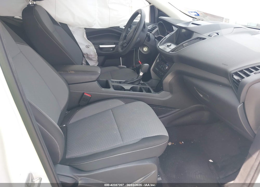 2017 FORD ESCAPE VIN: 1FMCU9GD0HUB99811