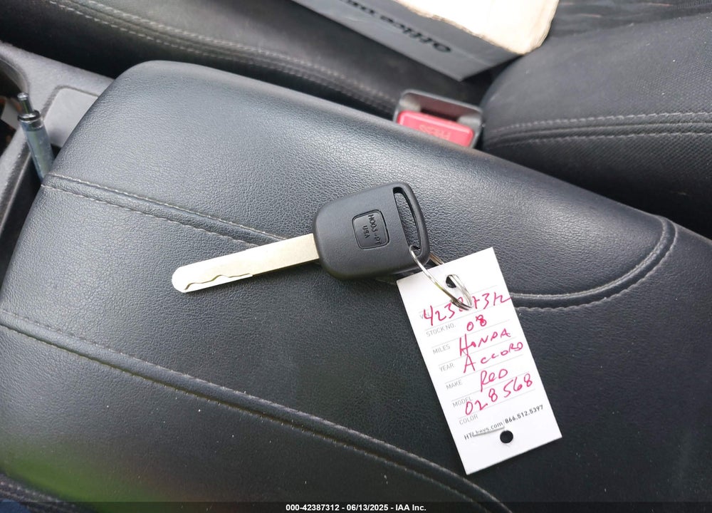 2008 HONDA ACCORD 2.4 LX-S VIN: 1HGCS12308A028568