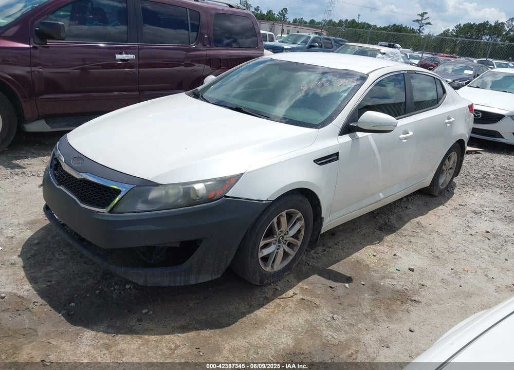2011 KIA OPTIMA VIN: KNAGM4A74B5155613