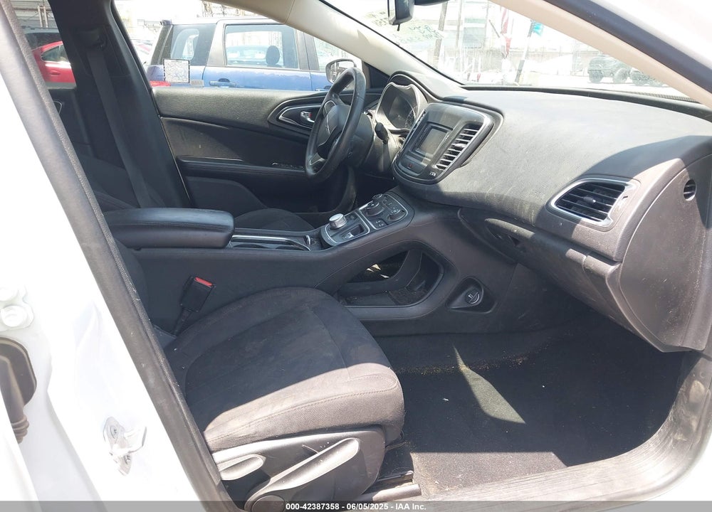 2015 CHRYSLER 200 LIMITED VIN: 1C3CCCAB6FN604514