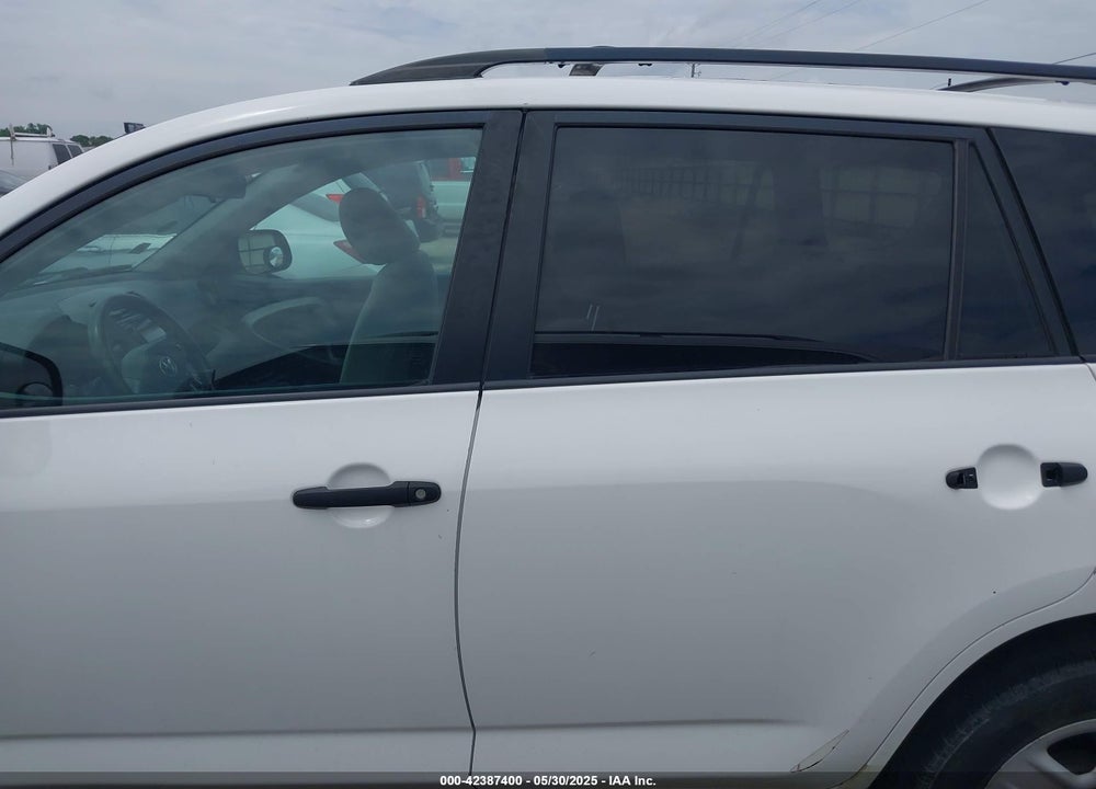2011 TOYOTA RAV4 VIN: 2T3ZF4DV9BW072011