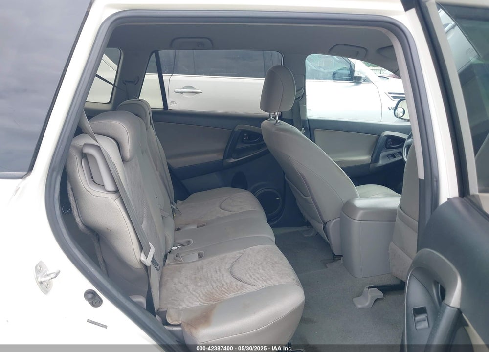 2011 TOYOTA RAV4 VIN: 2T3ZF4DV9BW072011