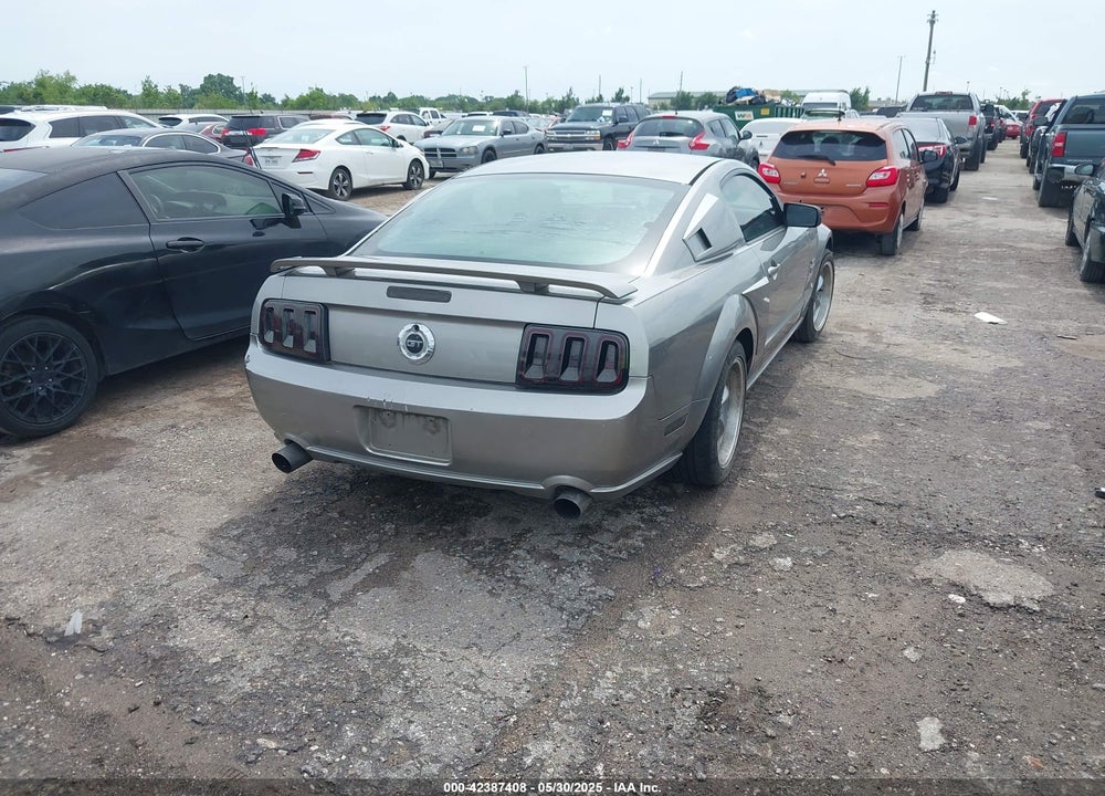 2008 FORD MUSTANG GT DELUXE/GT PREMIUM VIN: 1ZVHT82H585136311