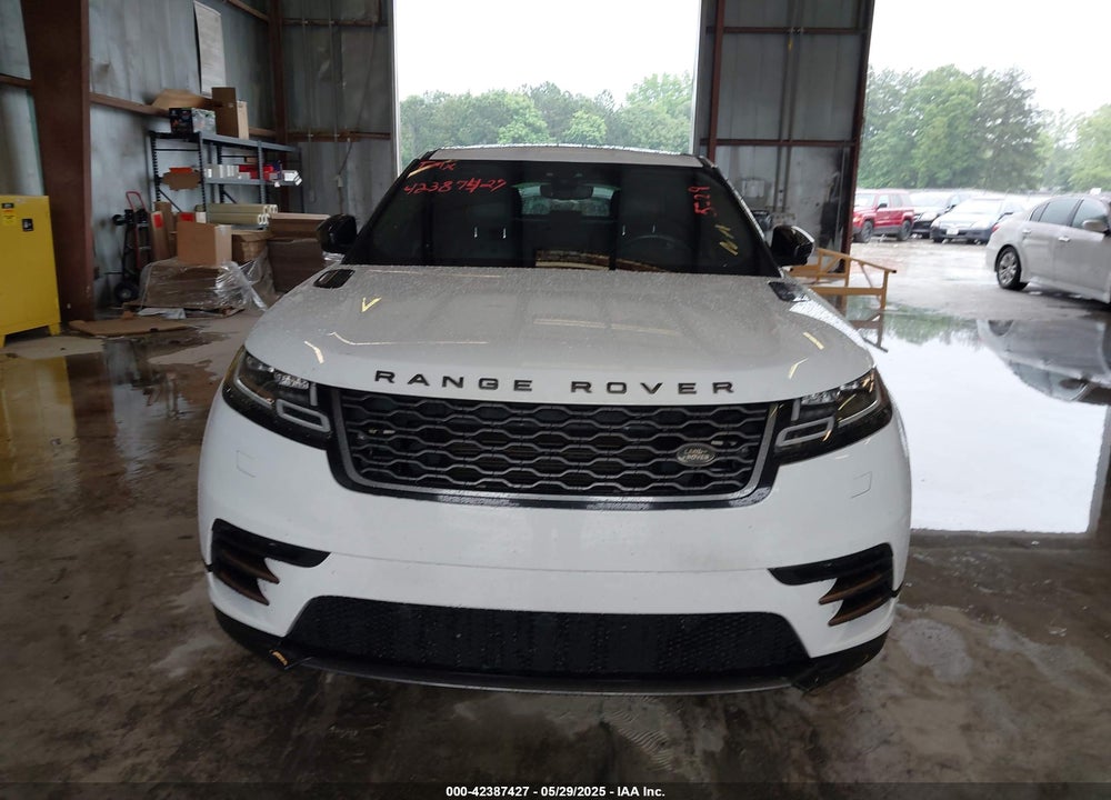 2018 LAND ROVER RANGE ROVER VELAR VIN: SALYL2RVXJA712573
