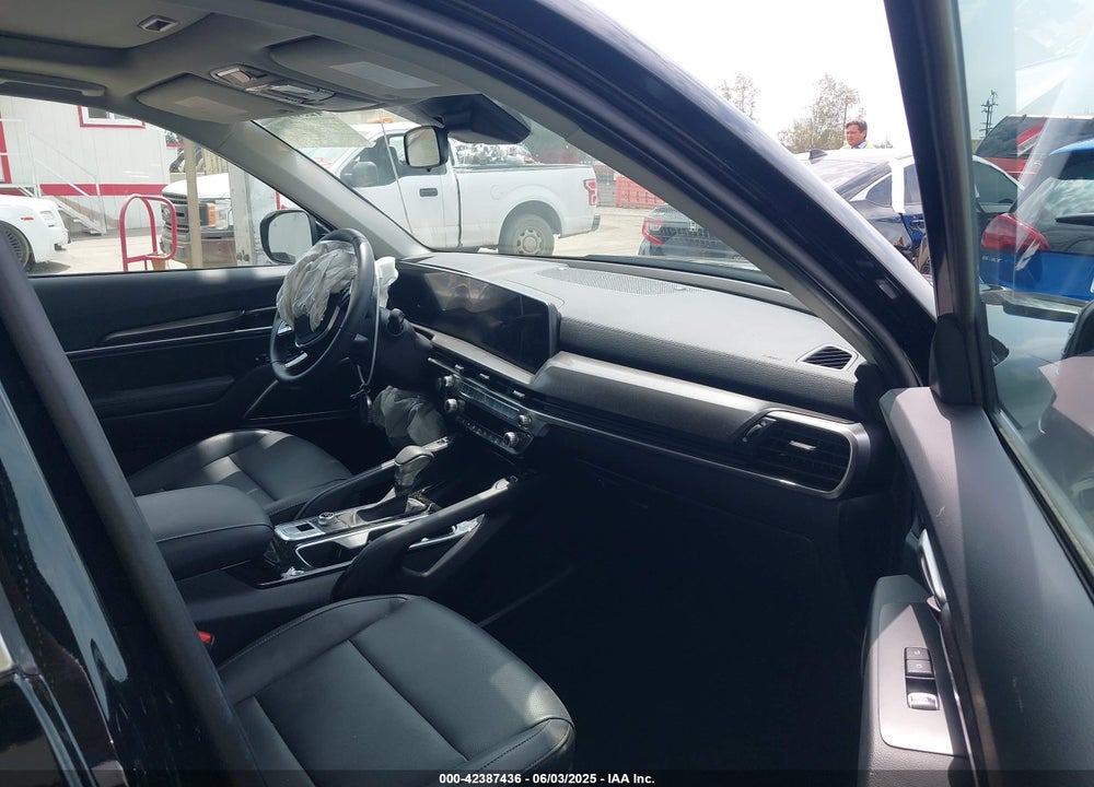 2025 KIA TELLURIDE VIN: 5XYP64GC1SG608286