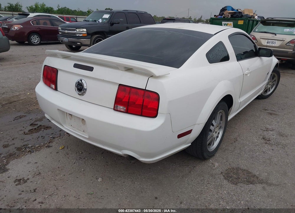 2005 FORD MUSTANG GT DELUXE/GT PREMIUM VIN: 1ZVFT82H155215011