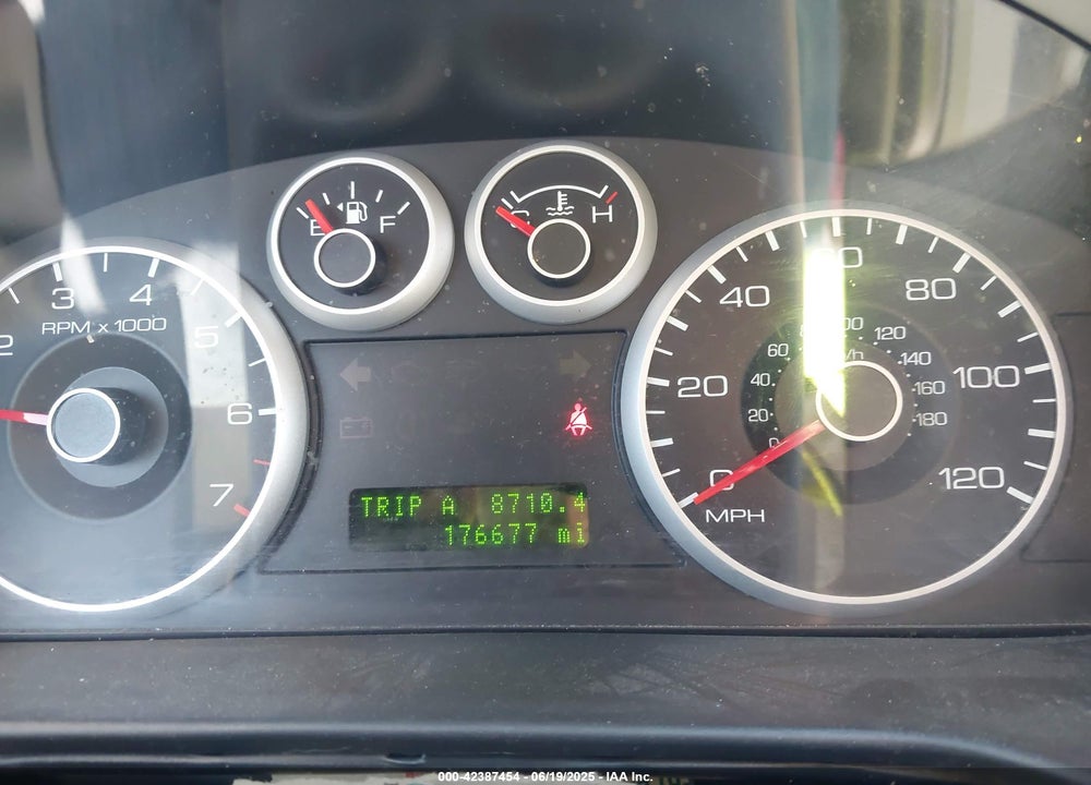2009 FORD FUSION VIN: 3FAHP07Z79R212173
