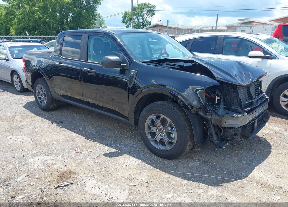 2025 FORD MAVERICK XLT VIN: 3FTTW8H30SRA30269
