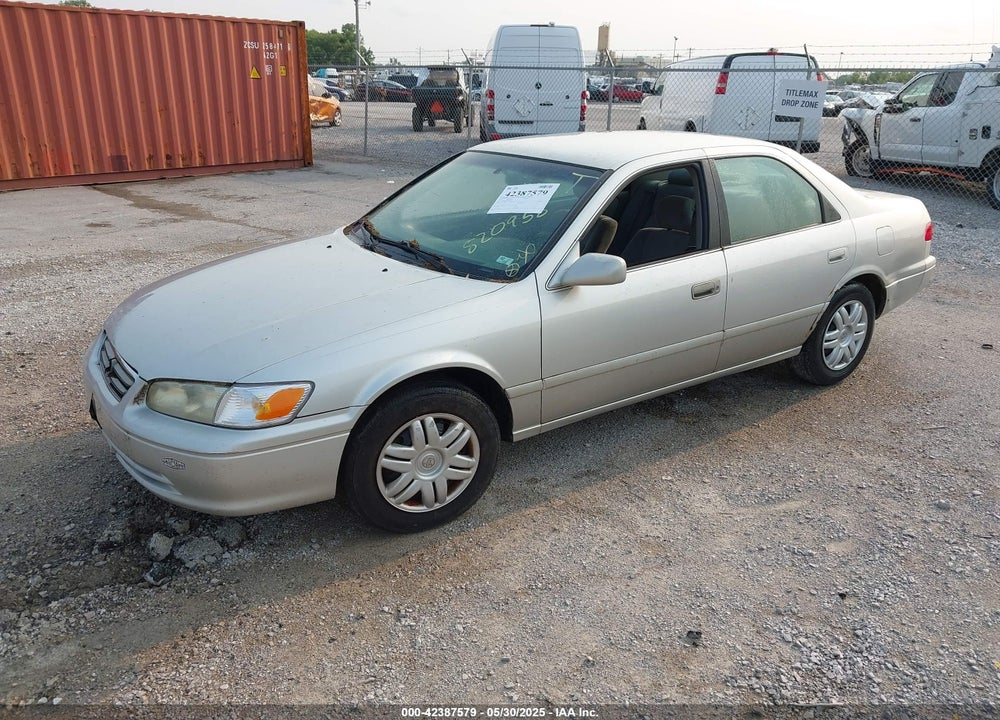 2001 TOYOTA CAMRY LE VIN: 4T1BG22K61U820958