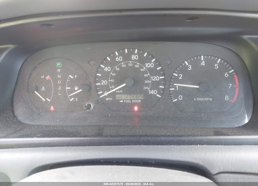 2001 TOYOTA CAMRY LE VIN: 4T1BG22K61U820958