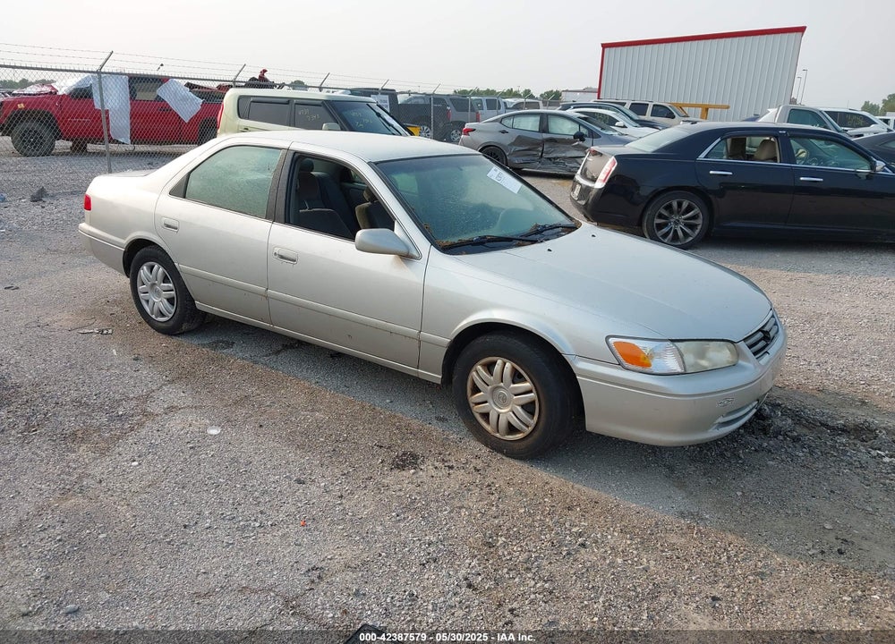 2001 TOYOTA CAMRY LE VIN: 4T1BG22K61U820958