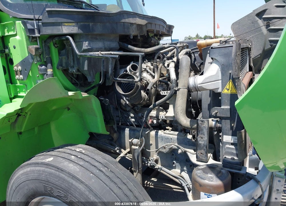 2011 INTERNATIONAL 4000 4300 VIN: 1HTMMAAN6BJ421680