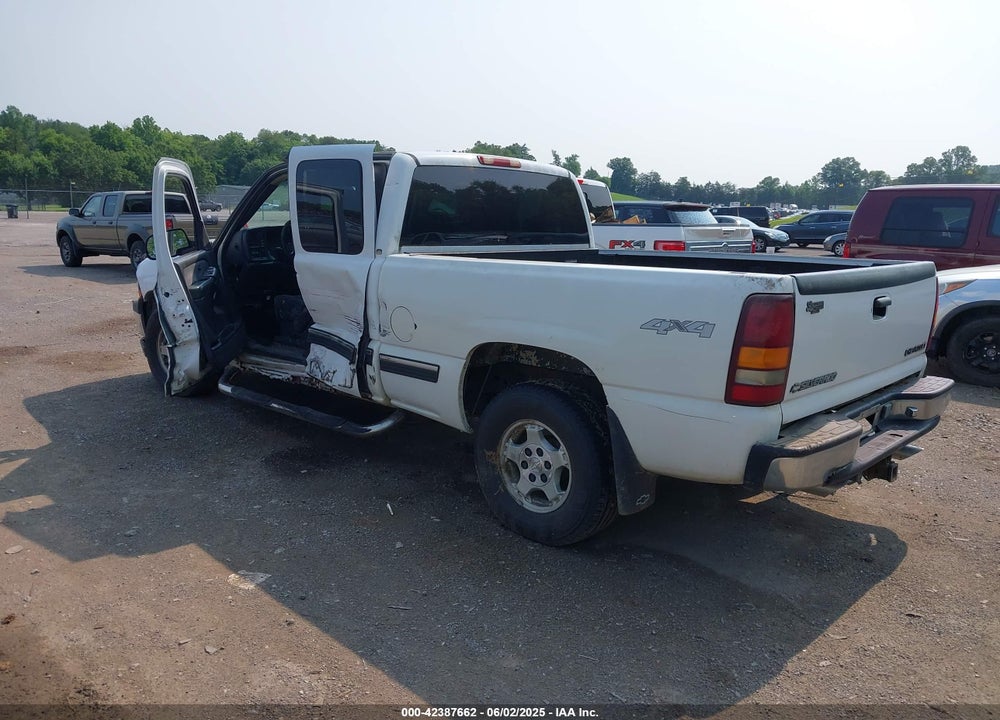 2001 CHEVROLET SILVERADO 1500 LS VIN: 1GCEK19TX1E114045