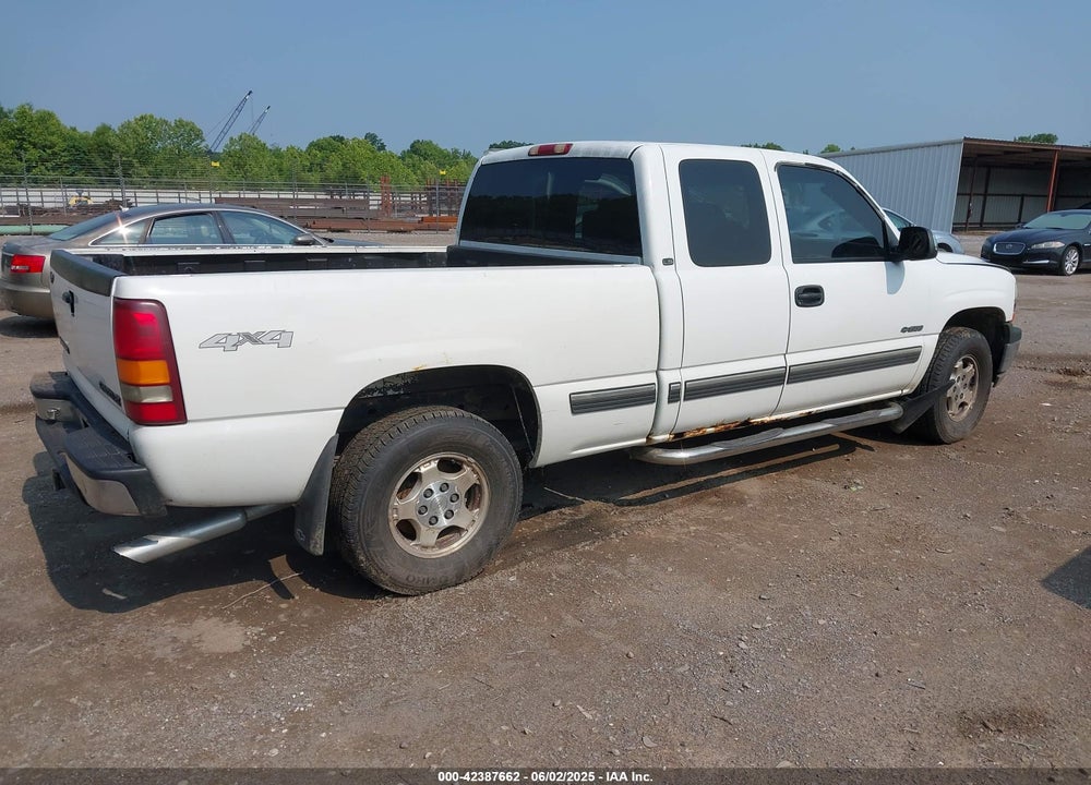 2001 CHEVROLET SILVERADO 1500 LS VIN: 1GCEK19TX1E114045