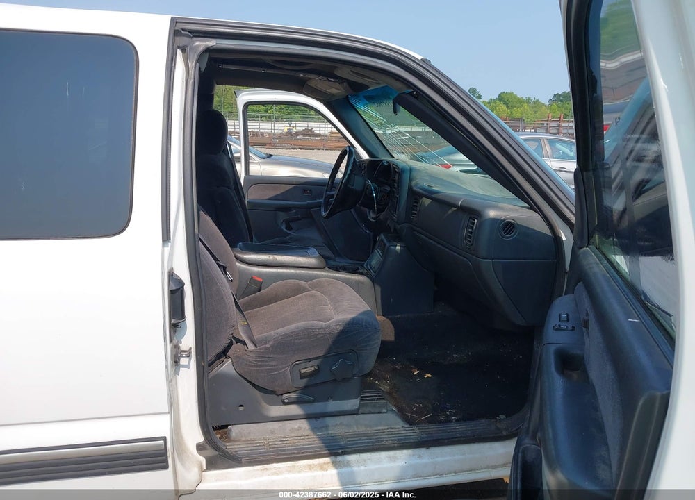 2001 CHEVROLET SILVERADO 1500 LS VIN: 1GCEK19TX1E114045