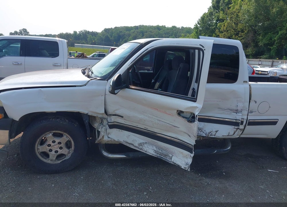 2001 CHEVROLET SILVERADO 1500 LS VIN: 1GCEK19TX1E114045