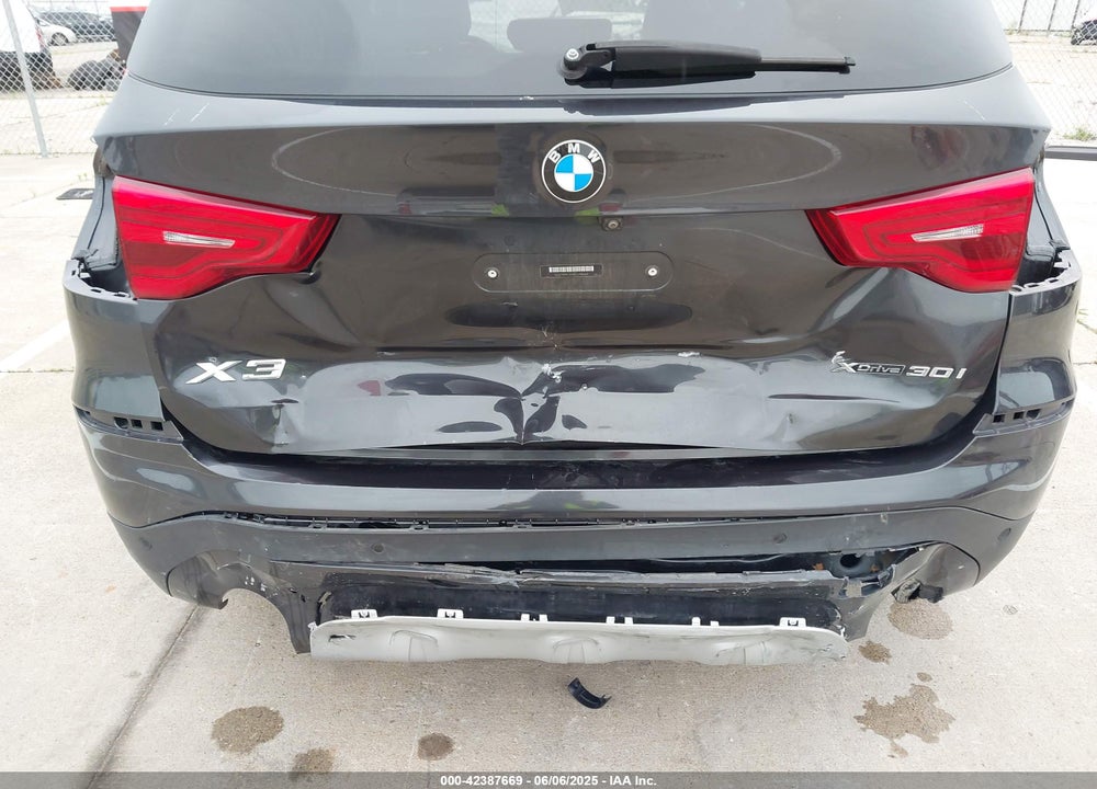 2019 BMW X3 VIN: 5UXTR9C5XKLD98464