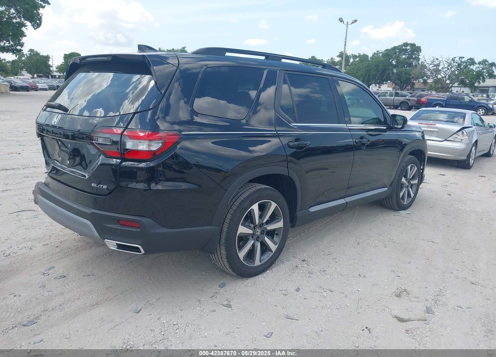 2025 HONDA PILOT VIN: 5FNYG1H84SB118474