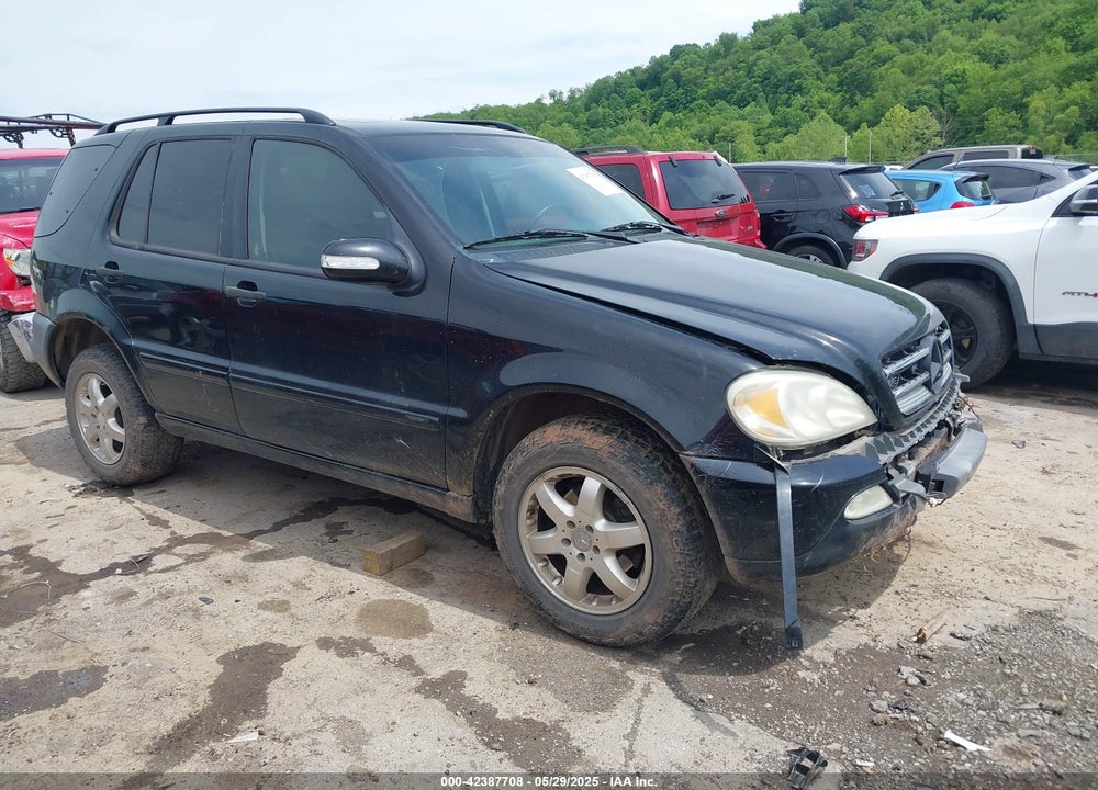 2004 MERCEDES-BENZ ML 350 VIN: 4JGAB57E64A490064