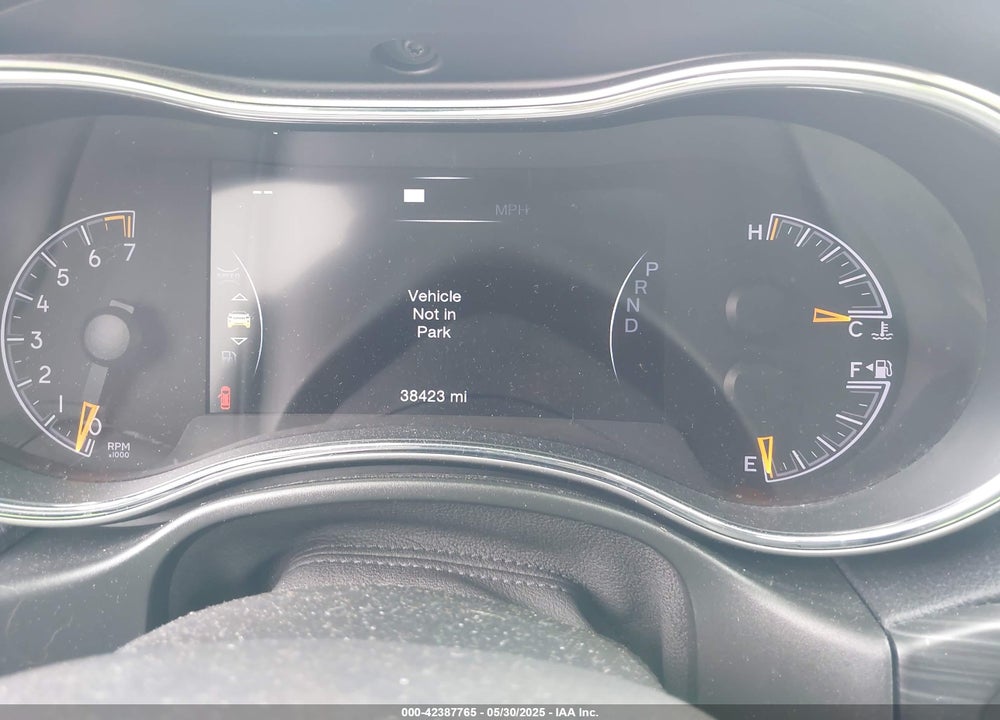2021 JEEP GRAND CHEROKEE VIN: 1C4RJFAG1MC655503