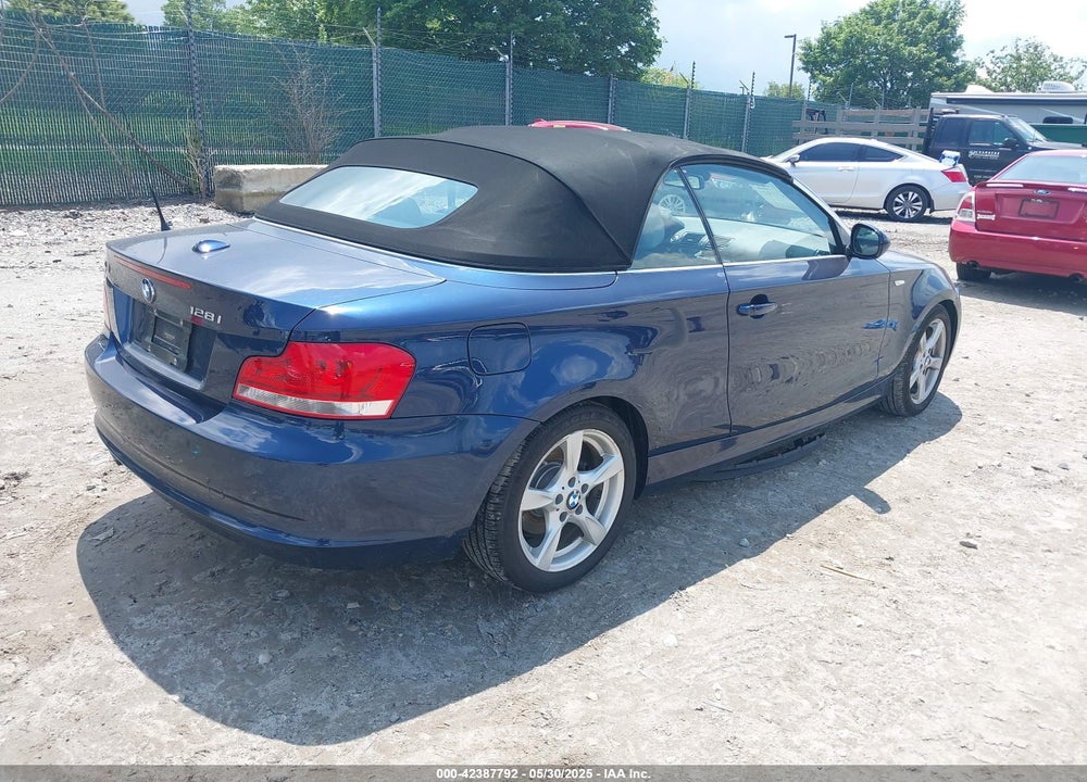 2012 BMW 128I VIN: WBAUN1C56CVR00132