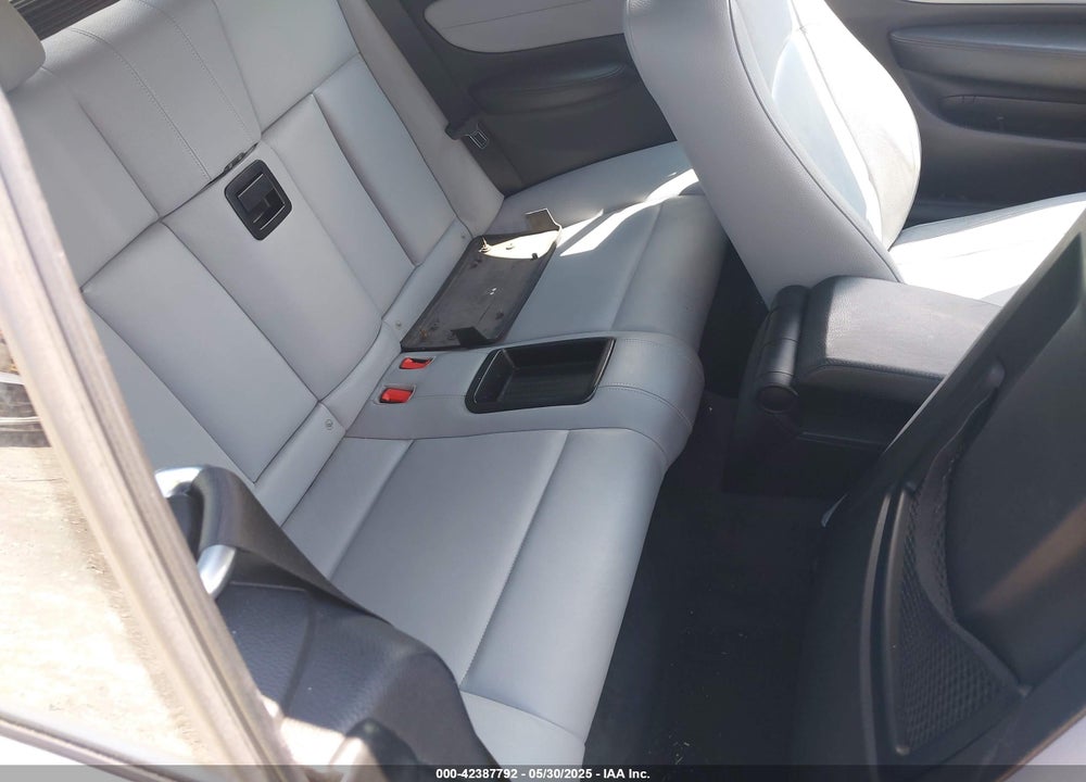 2012 BMW 128I VIN: WBAUN1C56CVR00132
