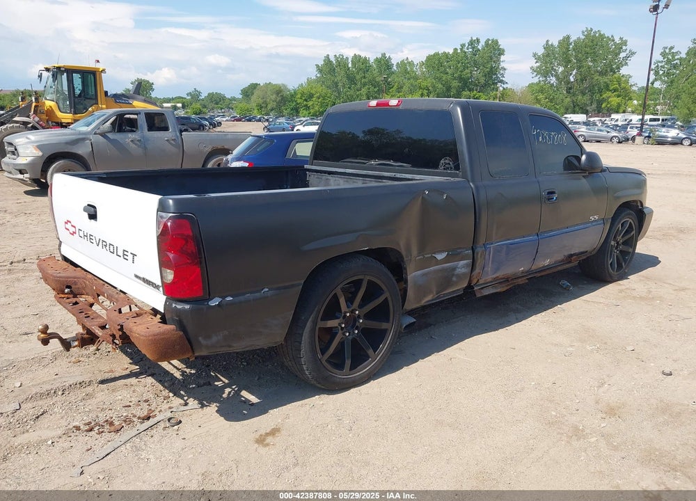 2003 CHEVROLET SILVERADO 1500 SS VIN: 2GCEK19N531297781