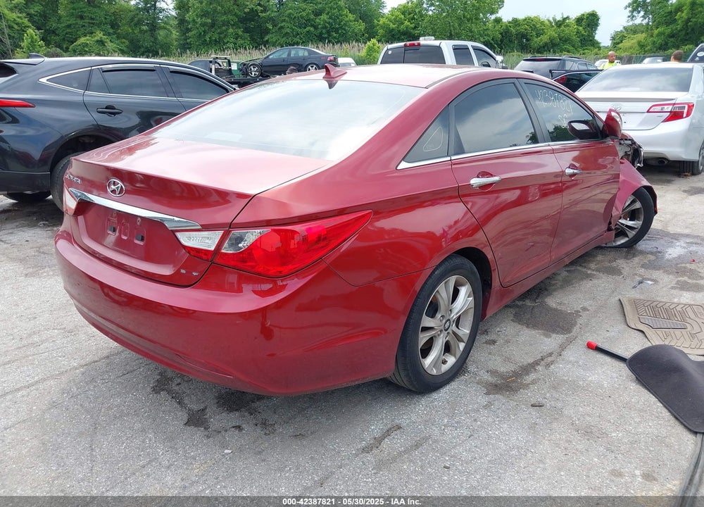 2011 HYUNDAI SONATA VIN: 5NPEC4AC5BH224061