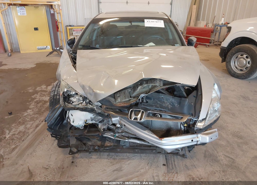2005 HONDA ACCORD 3.0 EX VIN: 1HGCM66555A056798