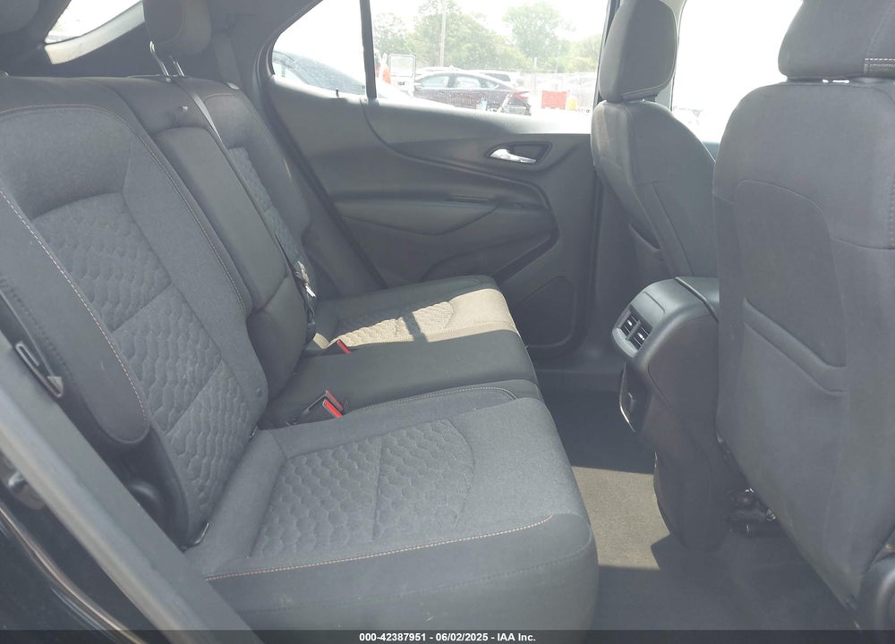 2018 CHEVROLET EQUINOX VIN: 2GNAXJEV7J6171869