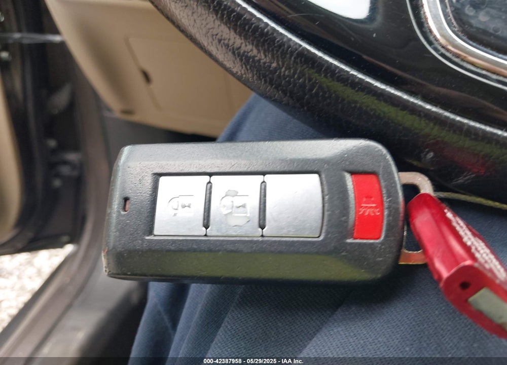 2018 MITSUBISHI OUTLANDER VIN: JA4AD3A34JZ065816