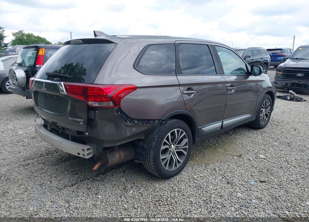 2018 MITSUBISHI OUTLANDER VIN: JA4AD3A34JZ065816