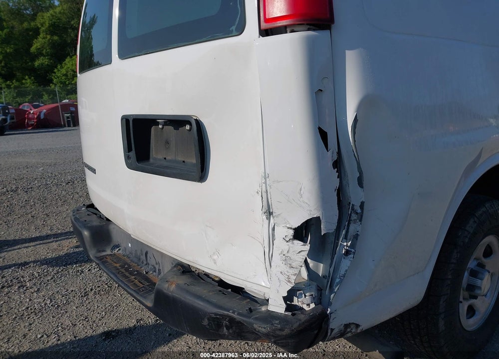 2007 CHEVROLET EXPRESS VIN: 1GCFG15X571217145