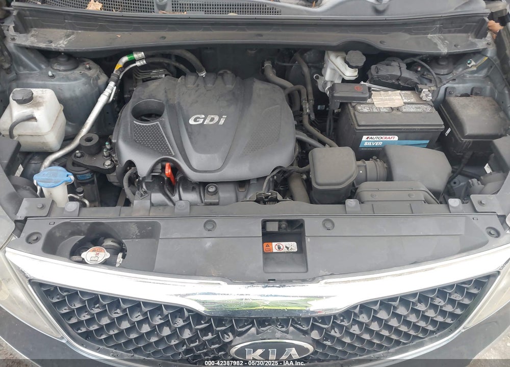 2016 KIA SPORTAGE VIN: KNDPB3AC0G7818817