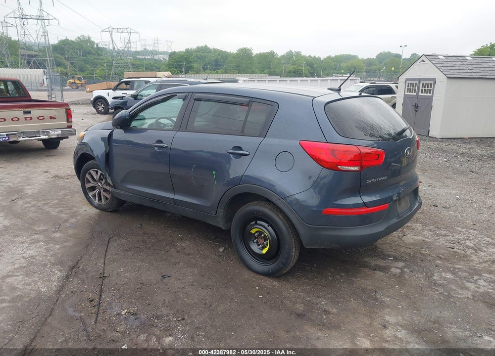 2016 KIA SPORTAGE VIN: KNDPB3AC0G7818817