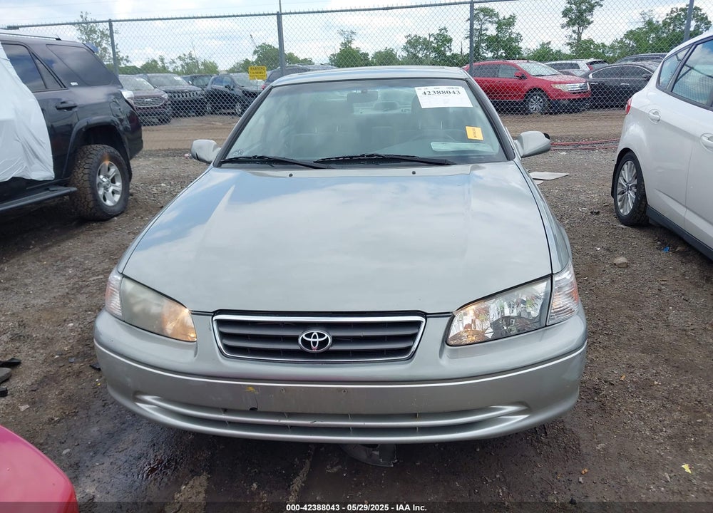 2001 TOYOTA CAMRY LE VIN: JT2BG22K410587070