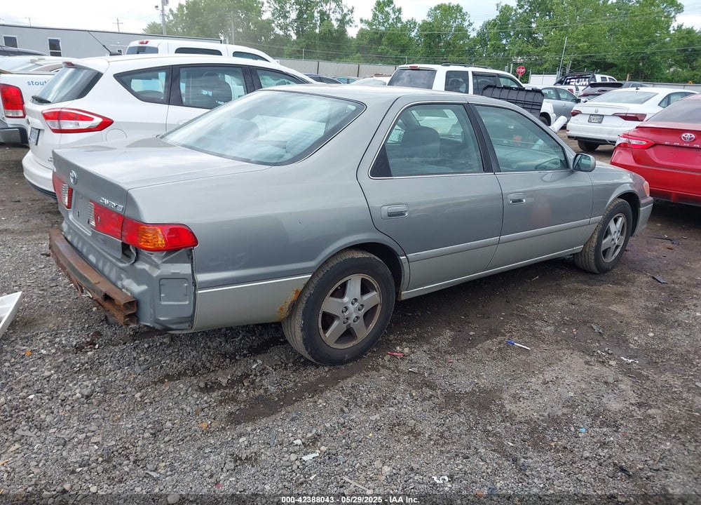 2001 TOYOTA CAMRY LE VIN: JT2BG22K410587070