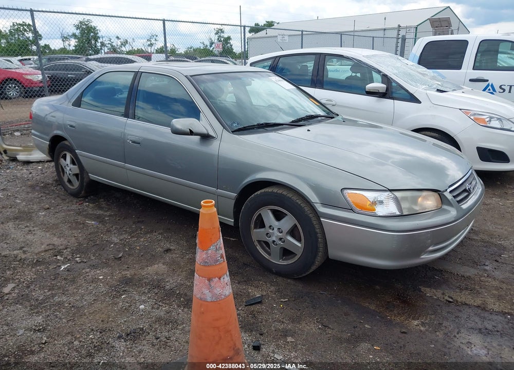 2001 TOYOTA CAMRY LE VIN: JT2BG22K410587070