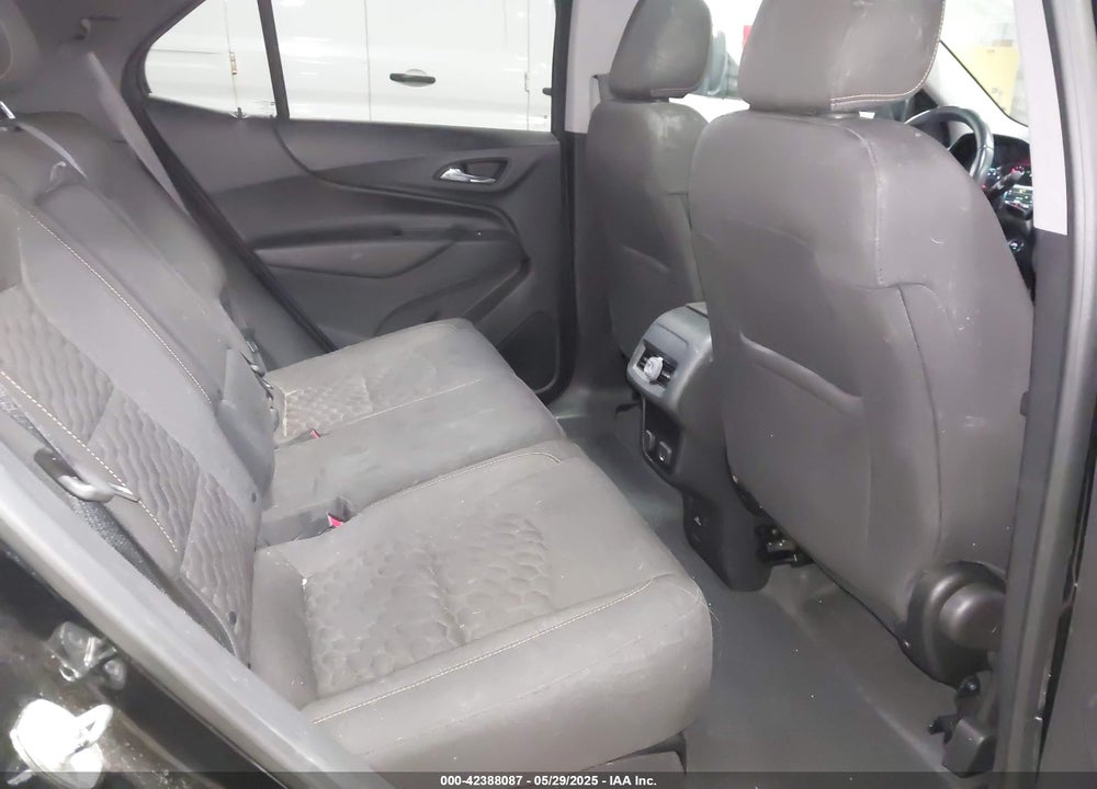 2018 CHEVROLET EQUINOX LT VIN: 2GNAXTEX2J6309721