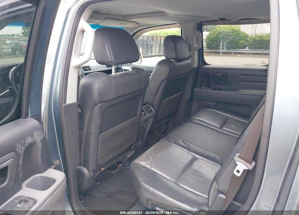 2006 HONDA RIDGELINE RTL VIN: 2HJYK16506H557769