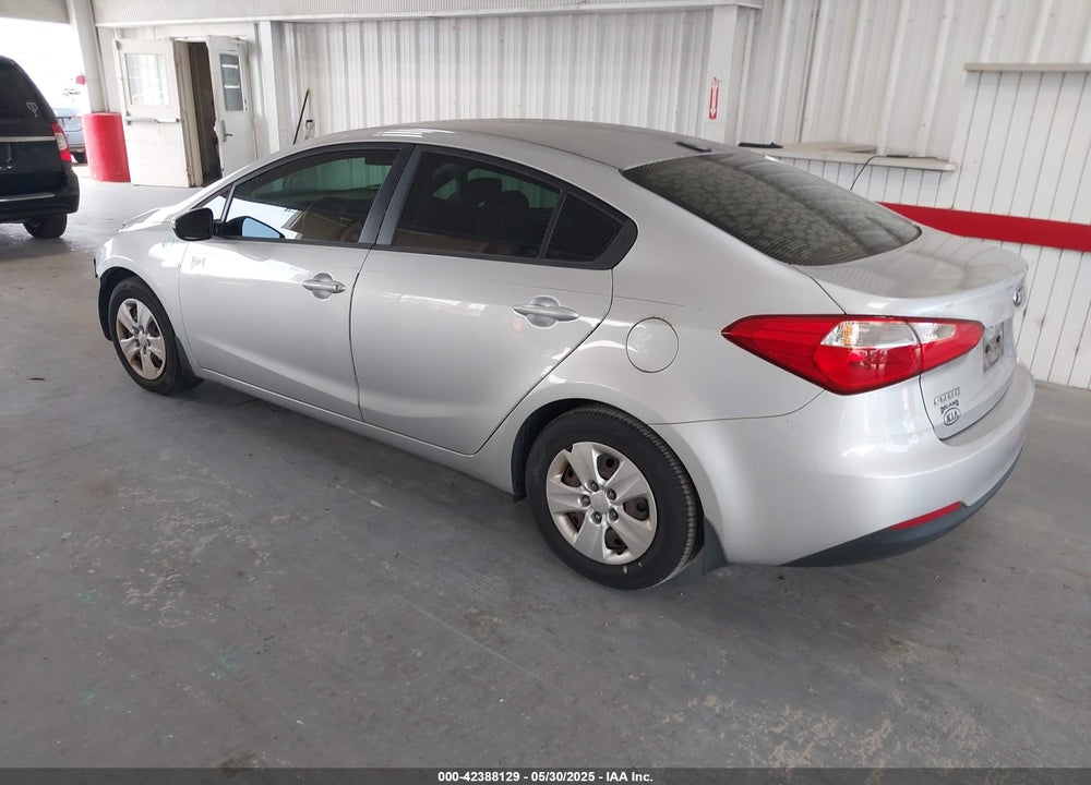 2015 KIA FORTE VIN: KNAFK4A68F5367400