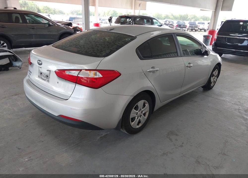 2015 KIA FORTE VIN: KNAFK4A68F5367400