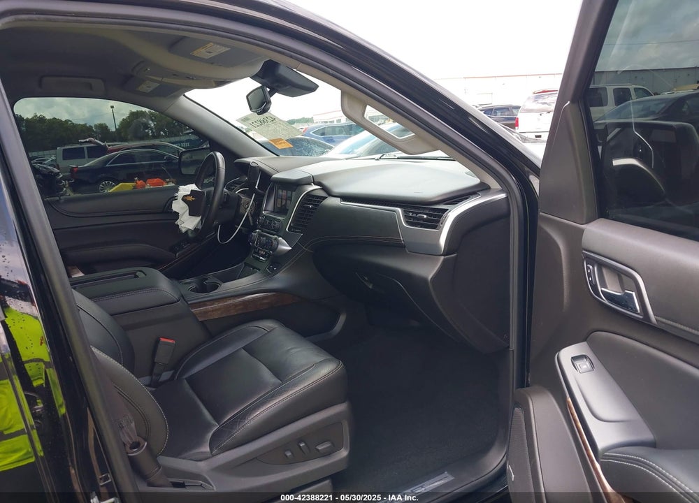 2017 CHEVROLET TAHOE LT VIN: 1GNSCBKC9HR393482