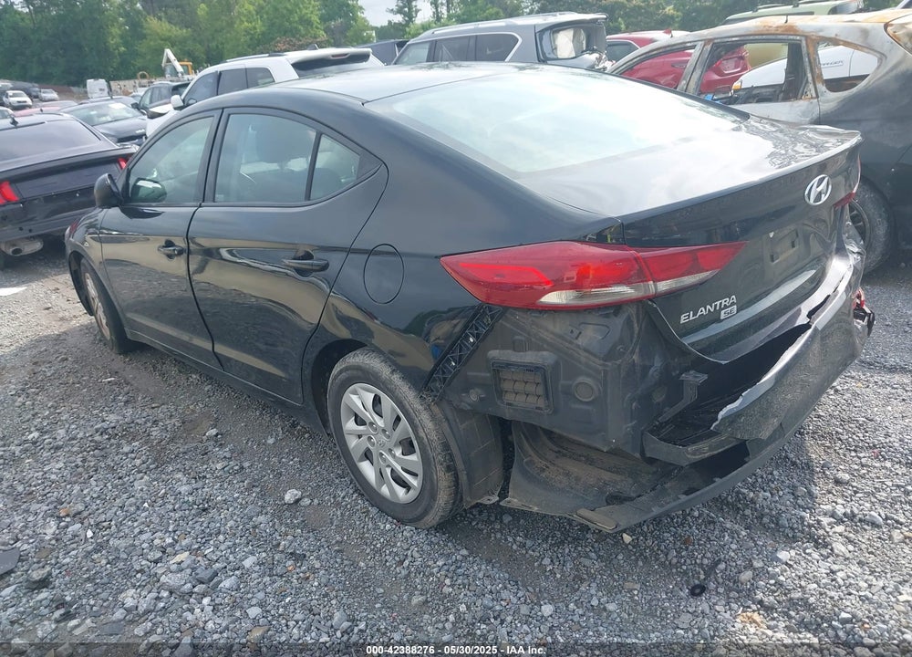 2018 HYUNDAI ELANTRA VIN: 5NPD74LF0JH303529